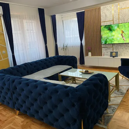 Blue Moon * Sarajevo