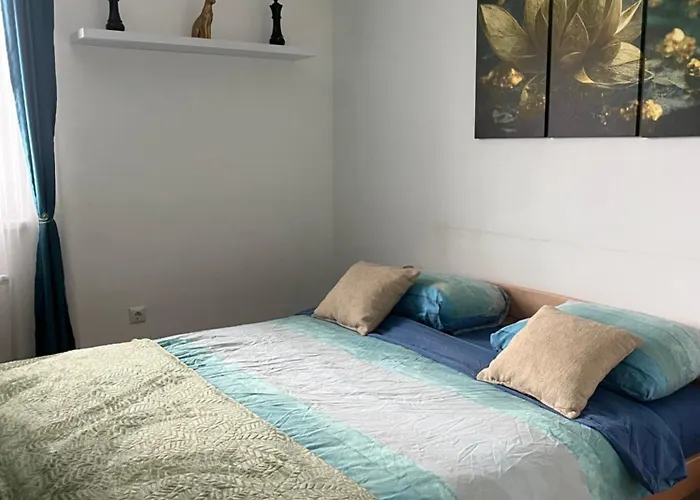 Blue Moon * Sarajevo